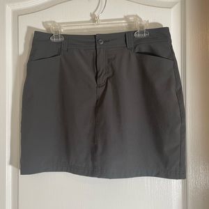 Eddie Bauer skort size 8